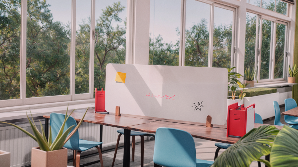 using a desk divider can help concentrate and push creativity